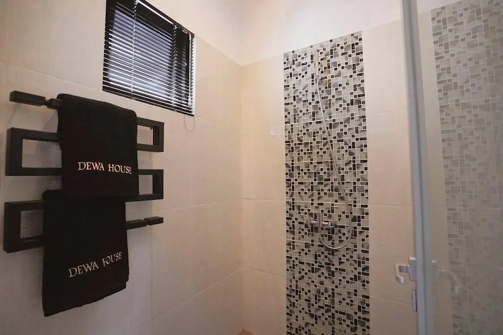 Elegant 5 Bdr Villa In The Heart Of Seminyak Indonesia